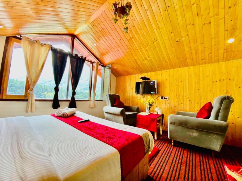 Hotel In Manali With Mountain View Near Mall Road Ngoại thất bức ảnh